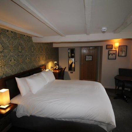 Rooms @ The Dolau Inn ニューキー エクステリア 写真